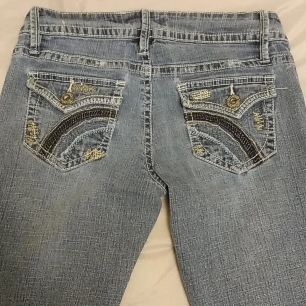 Bongo Boot Cut Stretchy Jeans - Size 5 - Picture 5 of 10